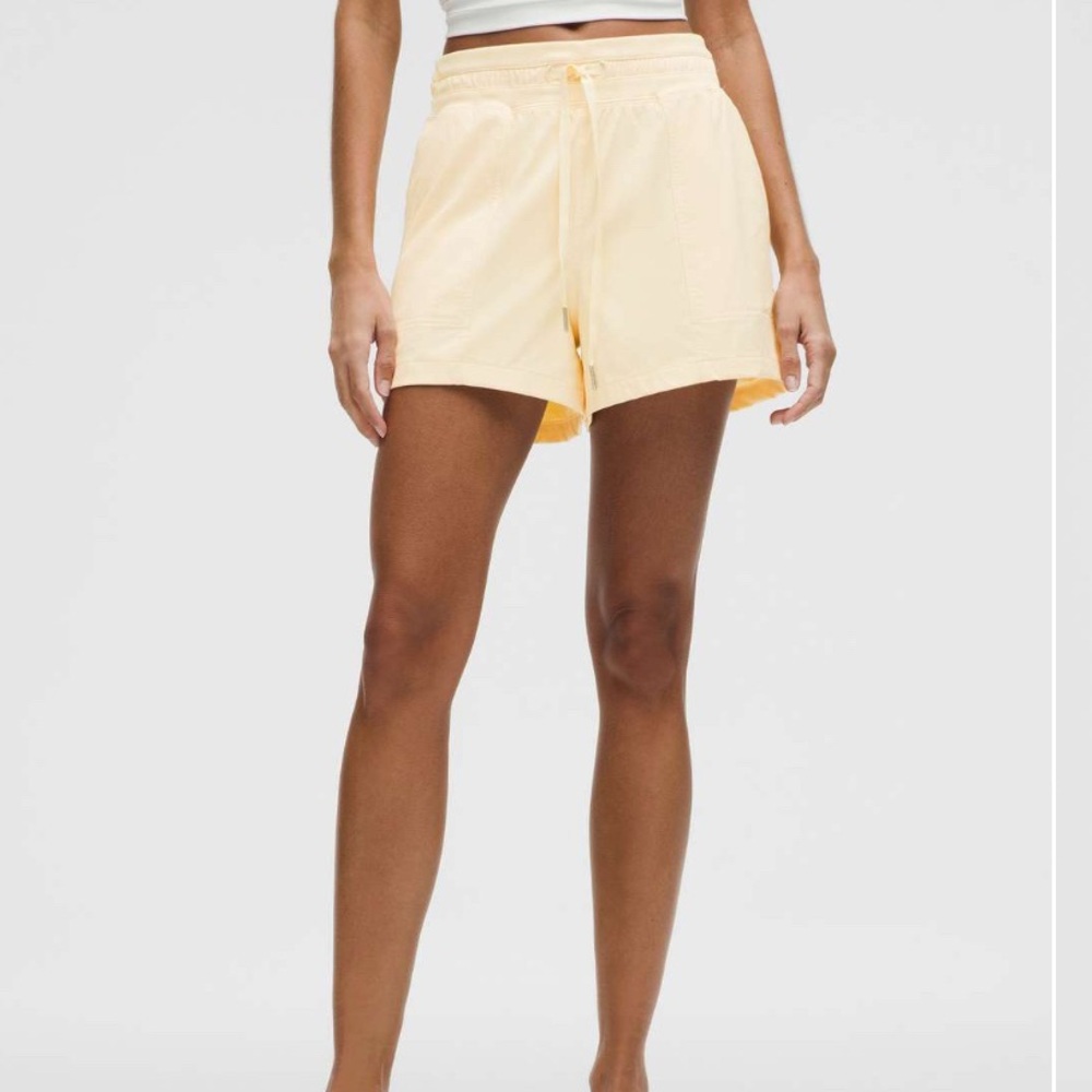 Lululemon dance studio shorts buttercream